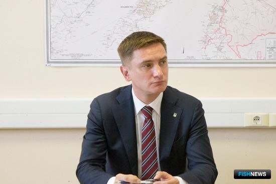 Рыбные консервы в Приморье принесет почтальон