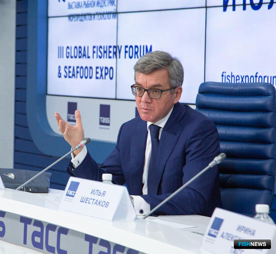 Санкт-Петербург станет рыбной столицей ко Дню рыбака