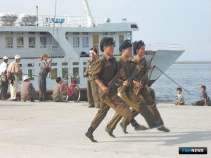 Российский краболов отконвоировали в КНДР