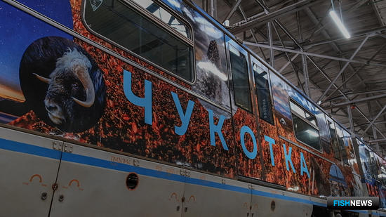 Камчатский краб спустился в метро