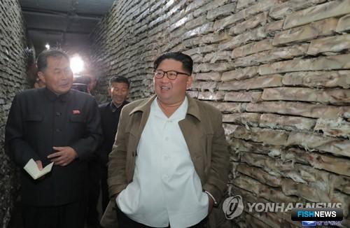 Северная Корея похвасталась рыбными успехами Северная Корея похвасталась рыбными успехами