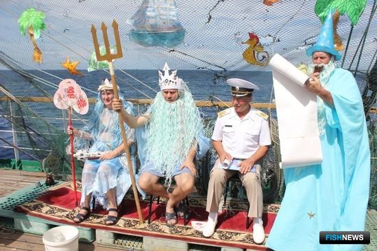 «Паллада» весело вошла в Южное полушарие «Паллада» весело вошла в Южное полушарие