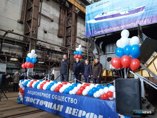 Краба перетасовали