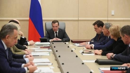 Правительство фильтрует советские требования