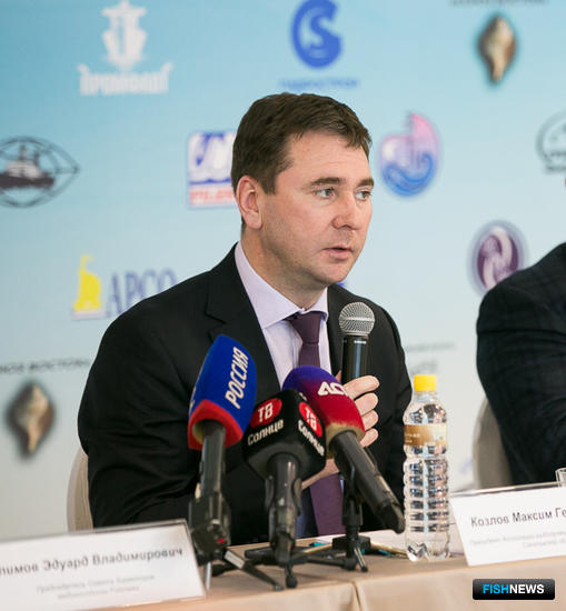 На Сахалине продумывают, как привлечь суда в российские порты