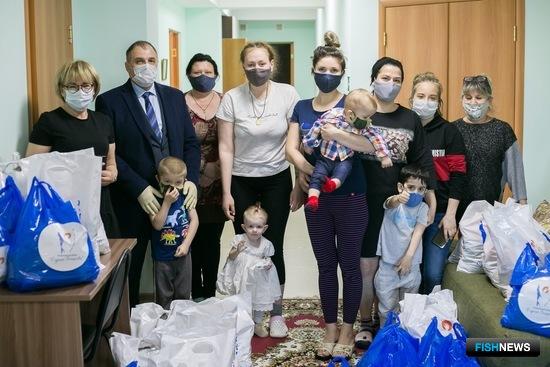 &laquo;Родные острова&raquo; помогают сахалинцам пережить тяжелые времена