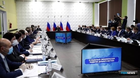 О субсидиях на краболовы рассказали на правкомиссии