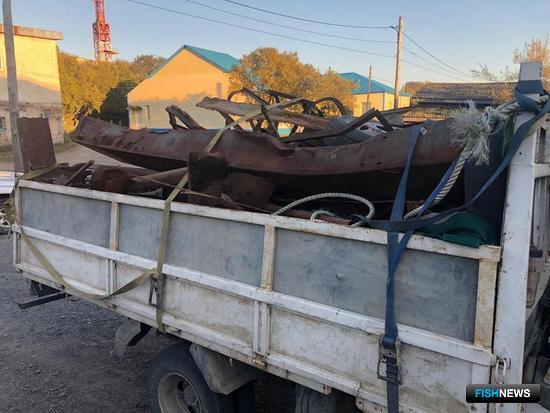 Браконьерская икра пряталась под металлоломом