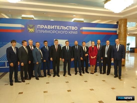 Рыбохозяйственная наука Дальнего Востока отметила 95-летие Рыбохозяйственная наука Дальнего Востока отметила 95-летие