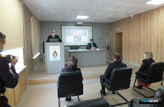 Будущих полицейских Приморья готовят к защите природы