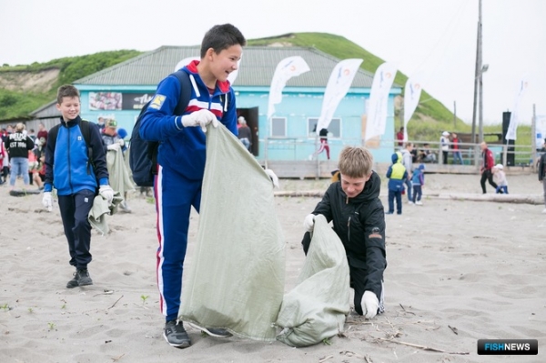 &laquo;Родные острова&raquo; поддержали сахалинцев в трудный год