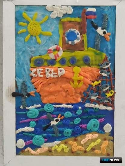 Труд рыбаков Заполярья запечатлели в рисунках и поделках