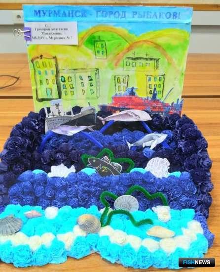 Труд рыбаков Заполярья запечатлели в рисунках и поделках