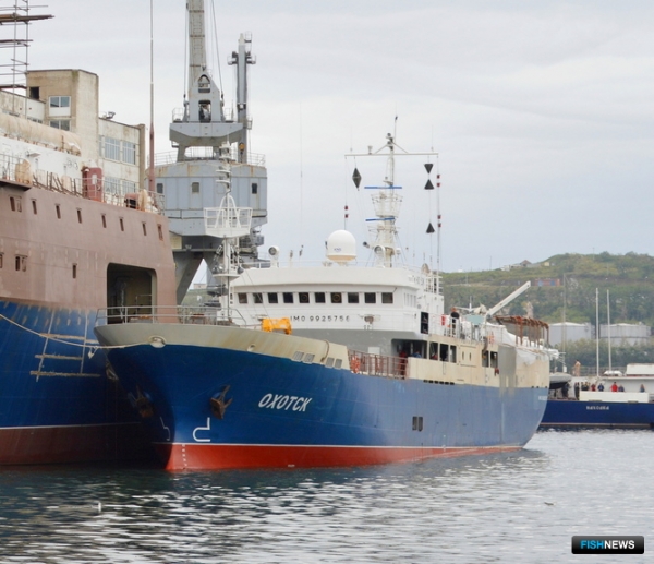 Во Владивостоке спустили на воду новый краболов