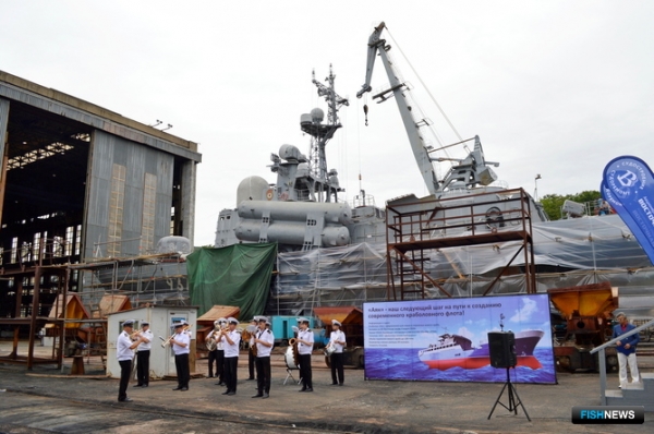 Во Владивостоке спустили на воду новый краболов