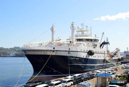 Сбербанк профинансирует постройку четырех супертраулеров РРПК