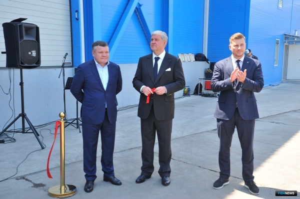 Мощности Владморрыбпорта пополнились новым холодильником