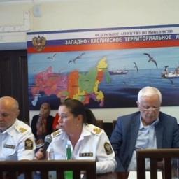 Рыбе Каспия водохранилища мешают сильнее браконьеров