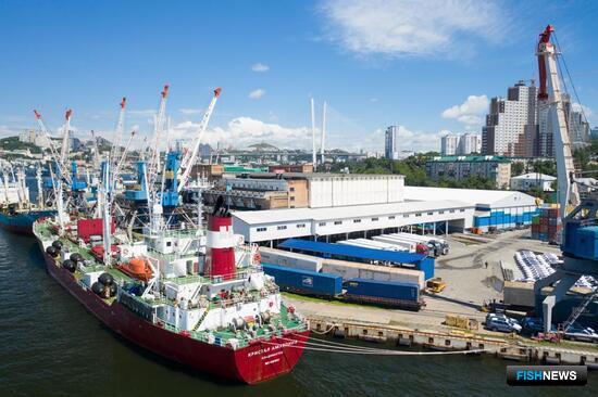 Владивостокские портовики бесперебойно отработали период тайфунов Владивостокские портовики бесперебойно отработали период тайфунов