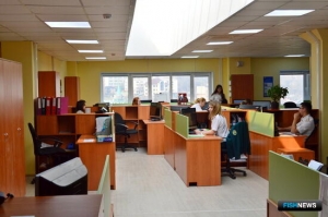 Таможня распространила автовыпуск на компании среднего уровня риска