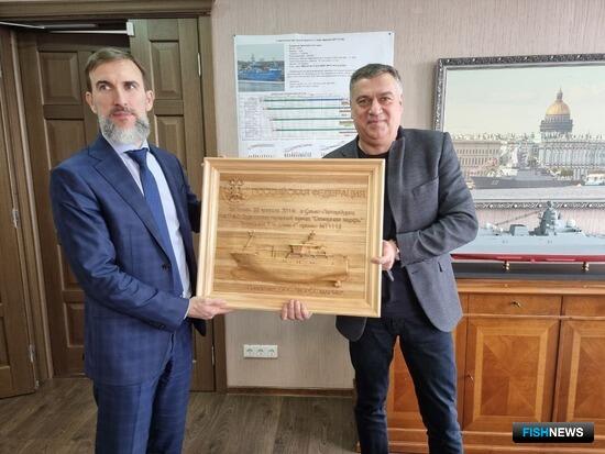 Карельские рыбаки получили от ОСК новый ярусолов