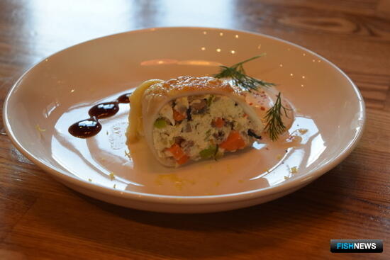 Как кальмар весь мир окольцевал Как кальмар весь мир окольцевал