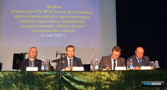 Добытчикам лососей на Камчатке напомнили о возможностях электронных разрешений Добытчикам лососей на Камчатке напомнили о возможностях электронных разрешений