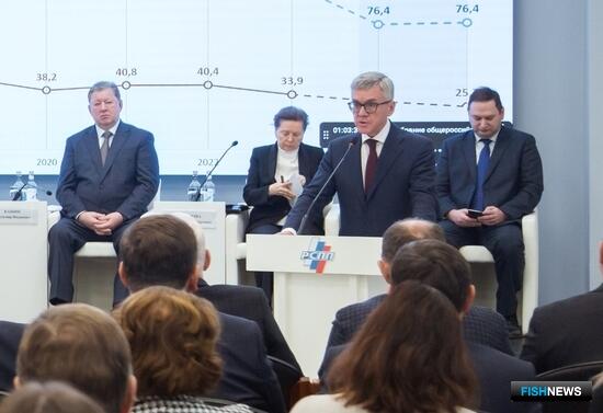 Градообразующим рыбацким предприятиям предложили продлить льготный период Градообразующим рыбацким предприятиям предложили продлить льготный период