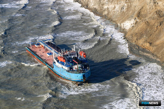 Керченский пролив &laquo;угостили&raquo; мазутом