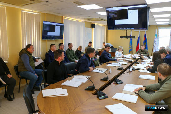 Керченский пролив &laquo;угостили&raquo; мазутом